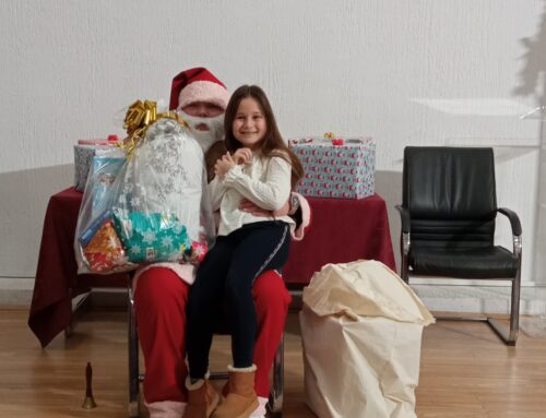 Podjela paketa djeda Božićnjaka